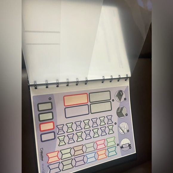 Blueline MiracleBind Notebook, Black, Lizard-Like, Hard Cover new - Picture 8 of 16